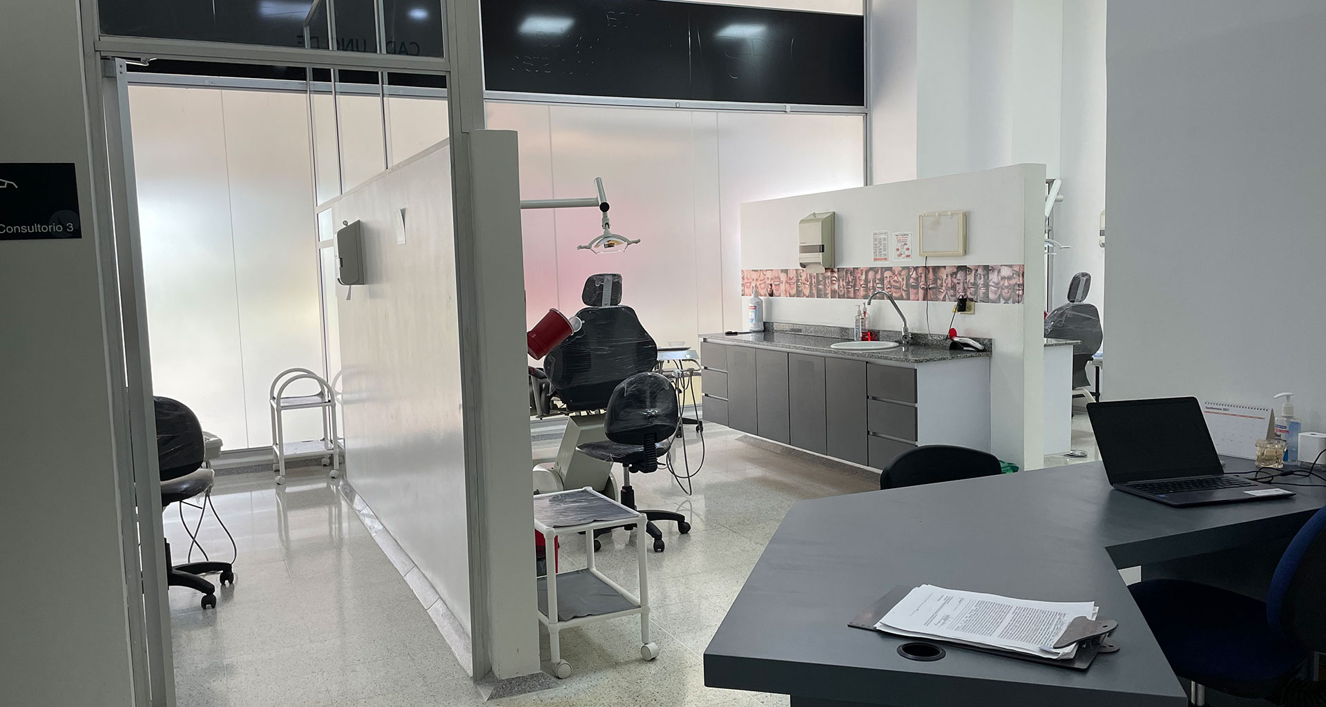 consultorios-1-oral-clinica-odontologica-de-especialistas